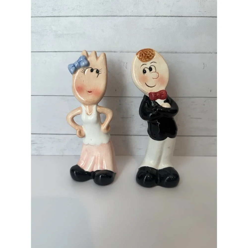 Vintage Spoon & Fork Salt & Pepper Shakers Ceramic Anthropomorphic Couple 4.5